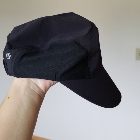 lululemon athletica Accessories - NWOT Lululemon hat